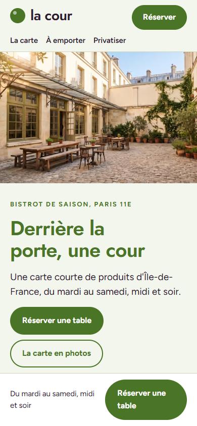 Après : la page d'accueil de La Cour avec le bouton Réserver une table